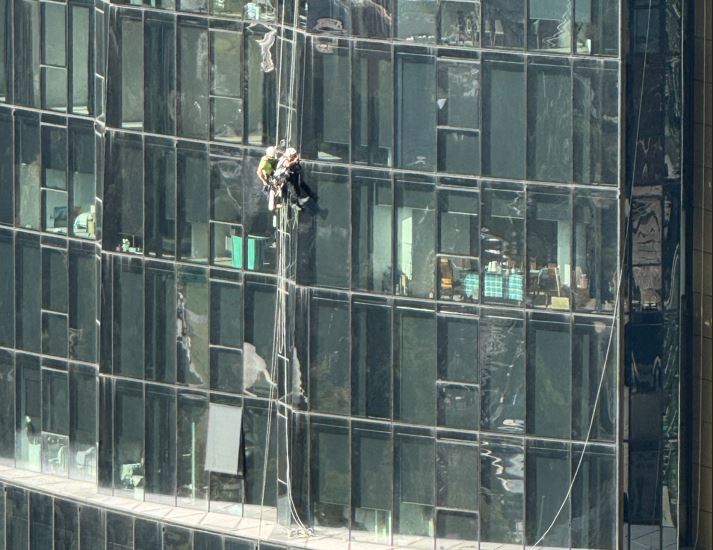 Melbourne’s top abseiling window cleaners 