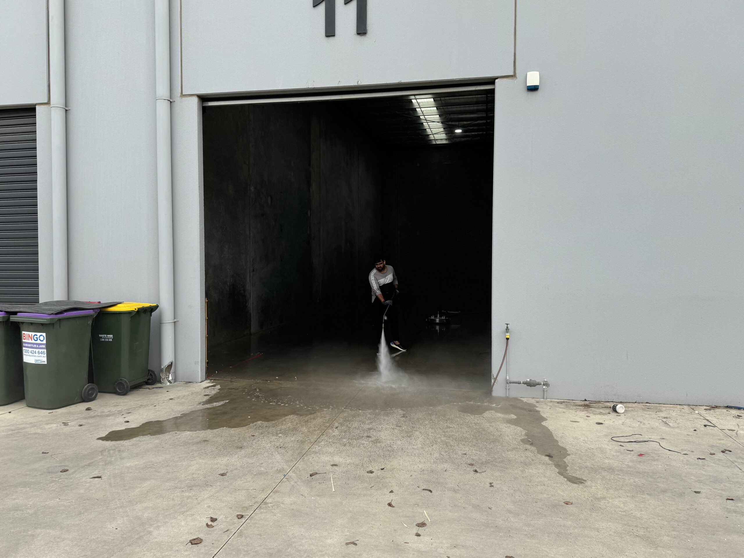 commercial pressure cleaning Melbourne