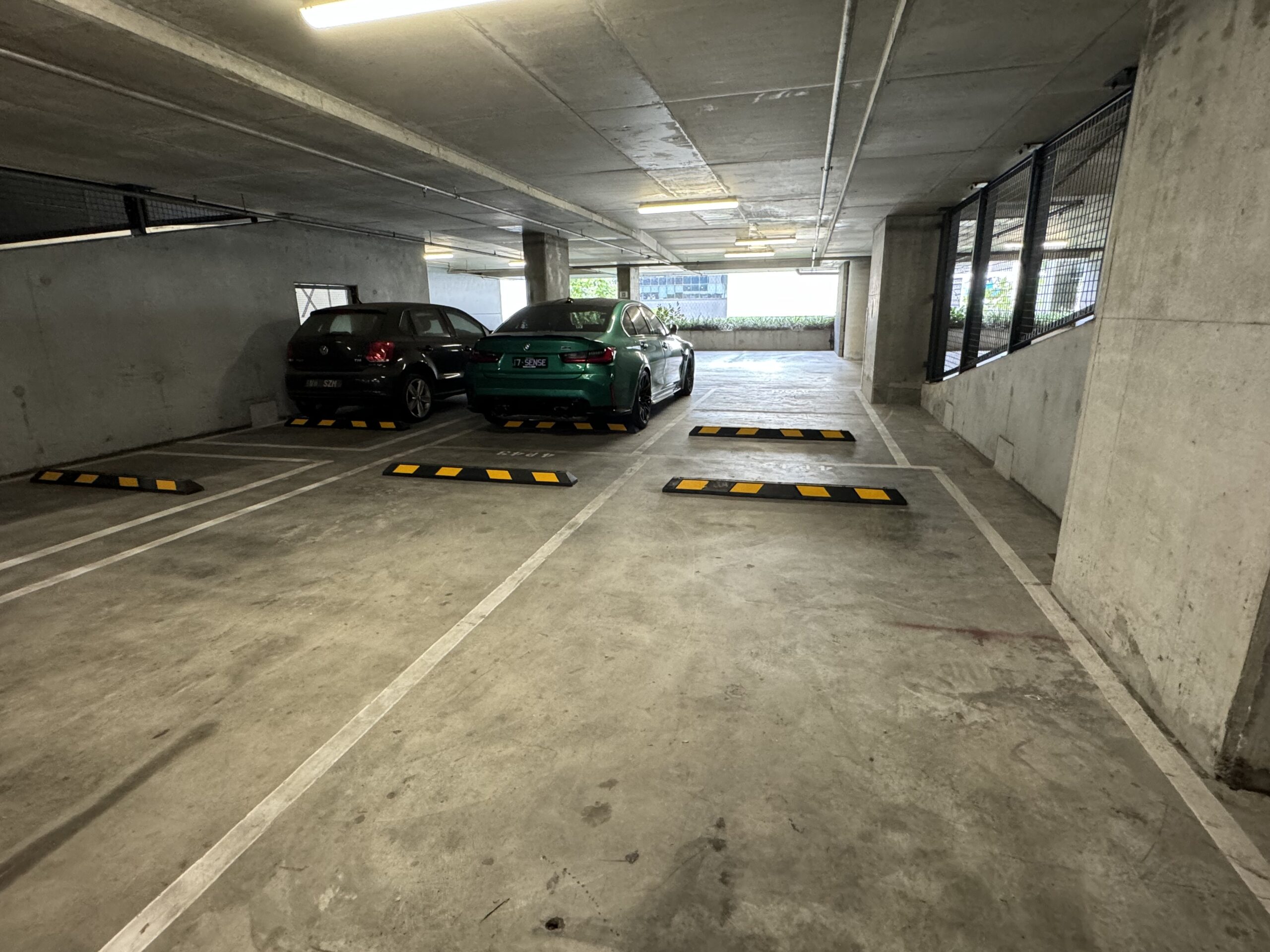 Reliable parking lot cleaning solutions Melbourne 
