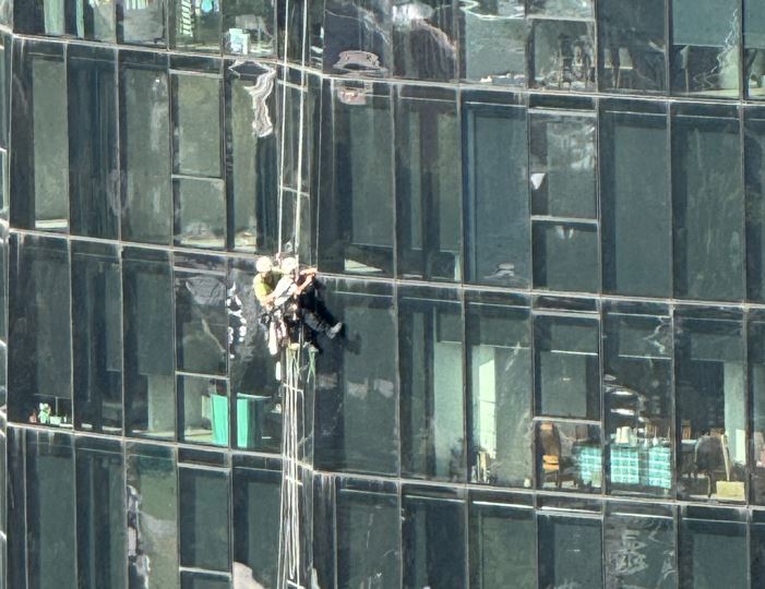 Professional high-rise cleaning solutions near me 