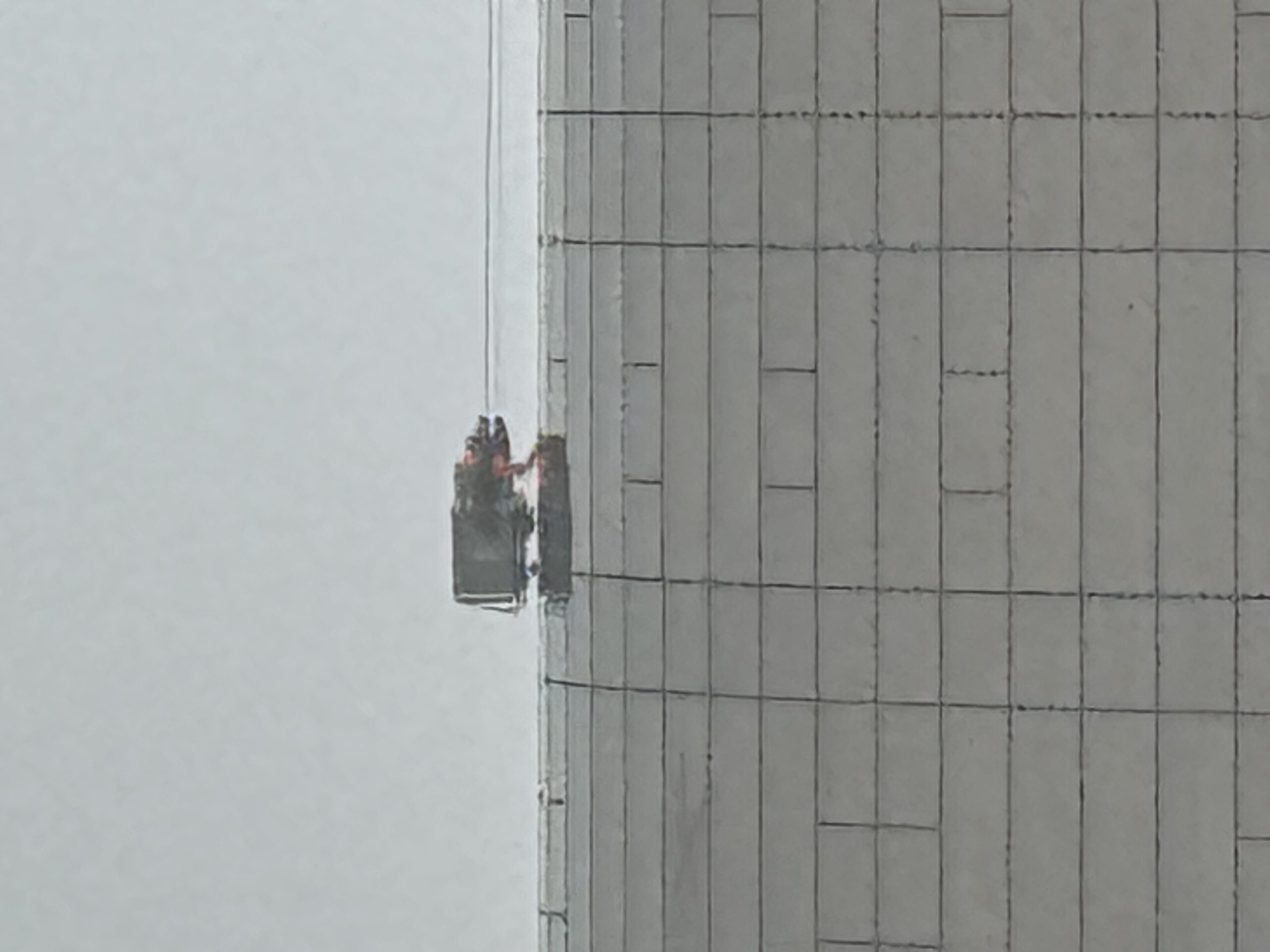 Expert abseiling cleaning for offices 