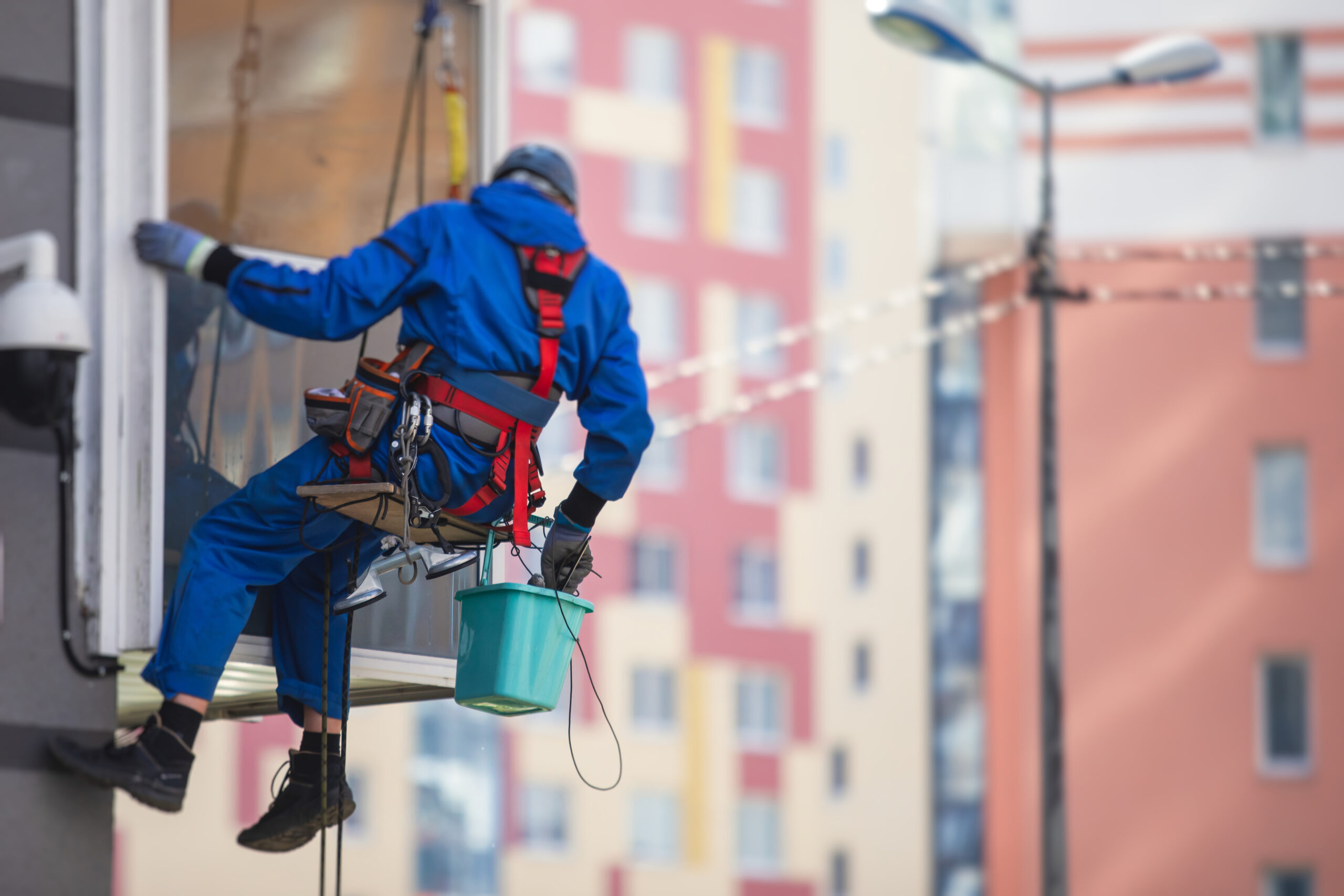 commercial facade cleaning contractors 