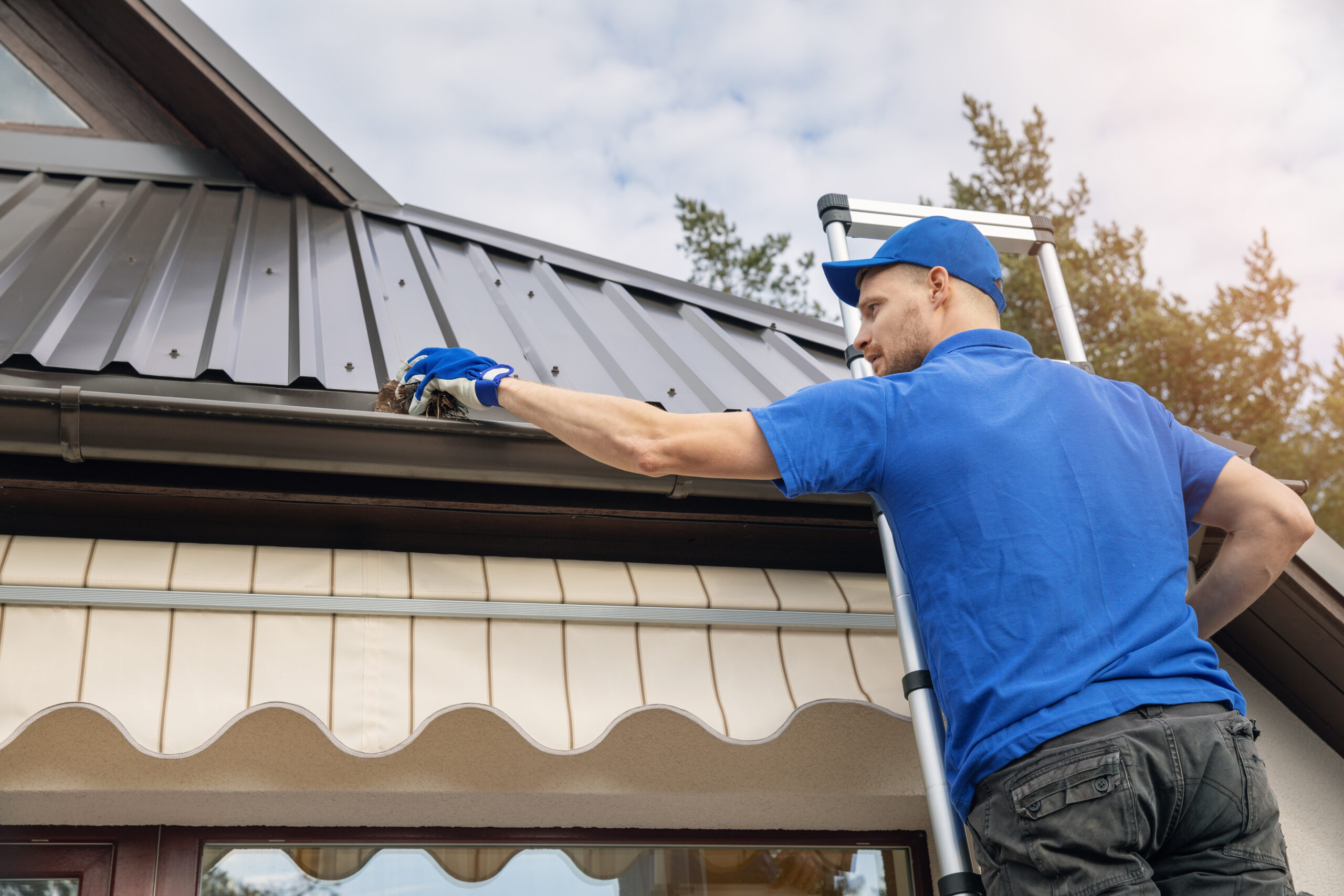 roof maintenance gutter cleaners Melbourne