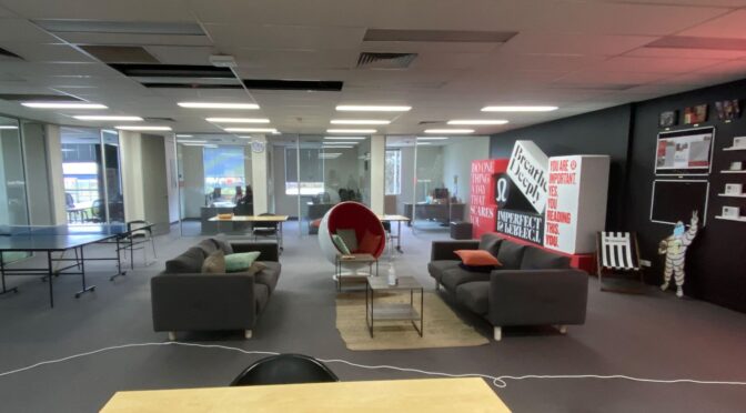 How Does Steam Cleaning Eliminate Allergens and Dust from Office Carpets?