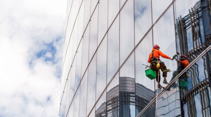 High-Rise Window Cleaning in Melbourne: Safety, Sparkle, and Smart Investment